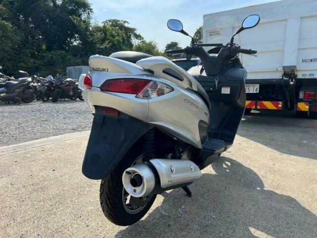 Сузуки Другая, объемом двигателя 0.2 л и пробегом 0 тыс. км за 2300 $, фото 4 на Automoto.ua