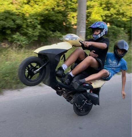 Сузуки Другая, объемом двигателя 49 л и пробегом 0 тыс. км за 379 $, фото 5 на Automoto.ua