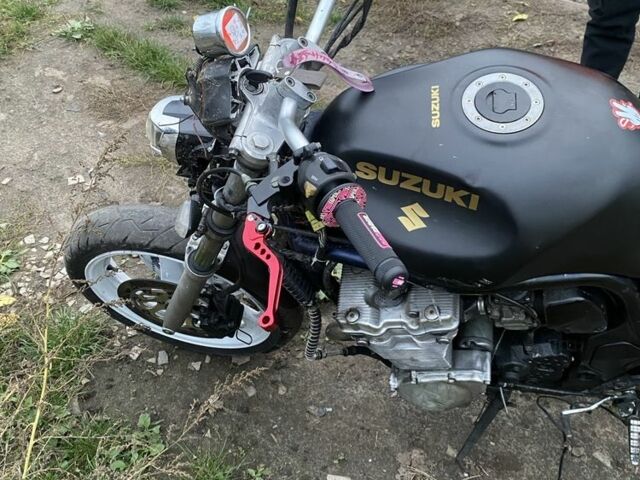 Сузукі Інша, об'ємом двигуна 0.6 л та пробігом 0 тис. км за 1901 $, фото 3 на Automoto.ua