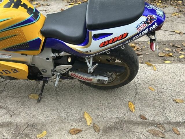 Сузуки Другая, объемом двигателя 0.6 л и пробегом 0 тыс. км за 2400 $, фото 4 на Automoto.ua