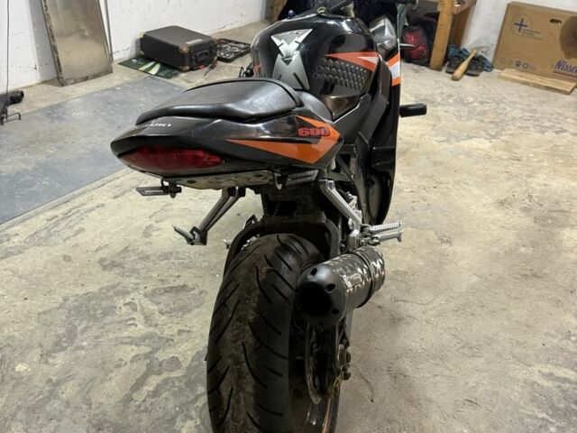 Сузуки Другая, объемом двигателя 0.6 л и пробегом 0 тыс. км за 4000 $, фото 3 на Automoto.ua