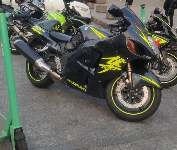 Сузуки Другая, объемом двигателя 1.3 л и пробегом 0 тыс. км за 4000 $, фото 2 на Automoto.ua