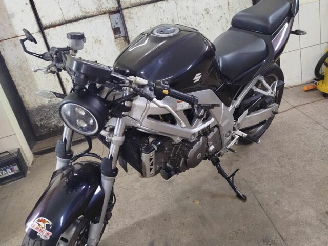 Сузуки Другая, объемом двигателя 0.65 л и пробегом 0 тыс. км за 2300 $, фото 4 на Automoto.ua