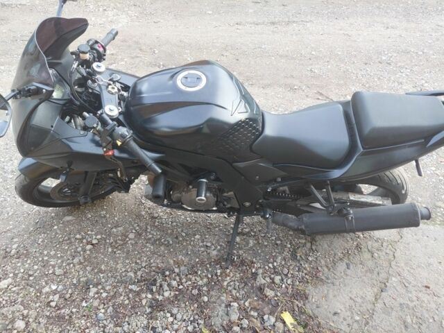 Сузукі Інша, об'ємом двигуна 1 л та пробігом 0 тис. км за 3200 $, фото 3 на Automoto.ua