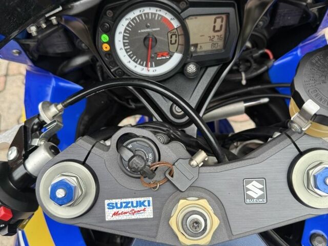 Сузуки Другая, объемом двигателя 0.75 л и пробегом 0 тыс. км за 9400 $, фото 2 на Automoto.ua