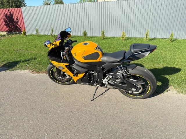 Сузуки Другая, объемом двигателя 0.75 л и пробегом 0 тыс. км за 9000 $, фото 2 на Automoto.ua