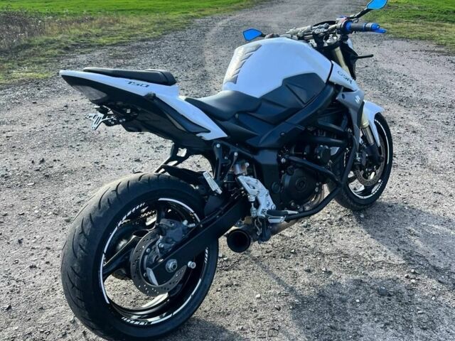 Сузуки Другая, объемом двигателя 0.75 л и пробегом 0 тыс. км за 4444 $, фото 3 на Automoto.ua