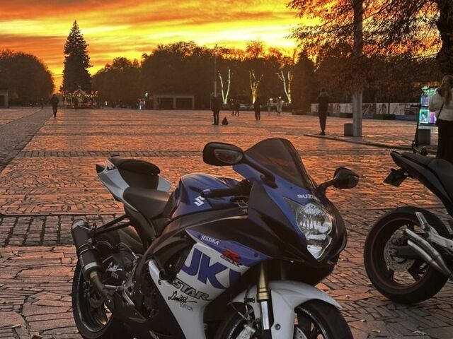 Сузуки Другая, объемом двигателя 0.75 л и пробегом 0 тыс. км за 5000 $, фото 1 на Automoto.ua