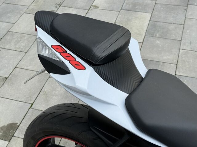 Сузуки Другая, объемом двигателя 0.6 л и пробегом 0 тыс. км за 9000 $, фото 1 на Automoto.ua