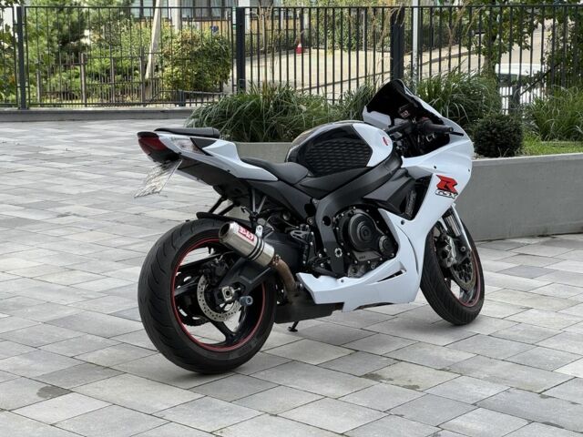 Сузуки Другая, объемом двигателя 0.6 л и пробегом 0 тыс. км за 9000 $, фото 4 на Automoto.ua