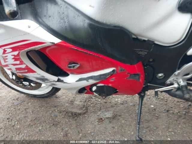 Сузуки Другая, объемом двигателя 1.3 л и пробегом 0 тыс. км за 3500 $, фото 8 на Automoto.ua