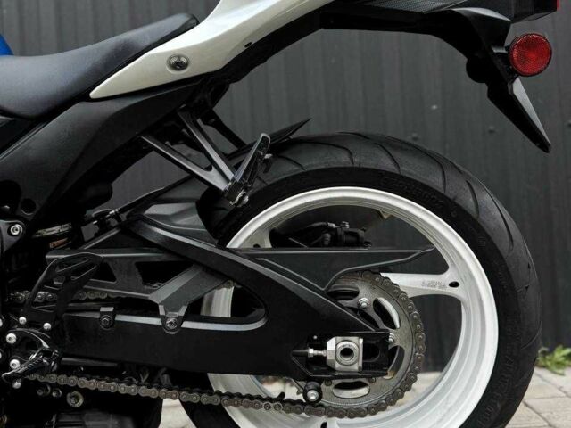 Сузукі Інша, об'ємом двигуна 0.6 л та пробігом 0 тис. км за 9500 $, фото 2 на Automoto.ua