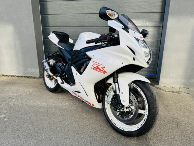 Сузуки Другая, объемом двигателя 0.6 л и пробегом 0 тыс. км за 10500 $, фото 1 на Automoto.ua