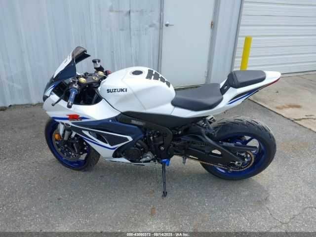 Сузуки Другая, объемом двигателя 1 л и пробегом 0 тыс. км за 5000 $, фото 9 на Automoto.ua