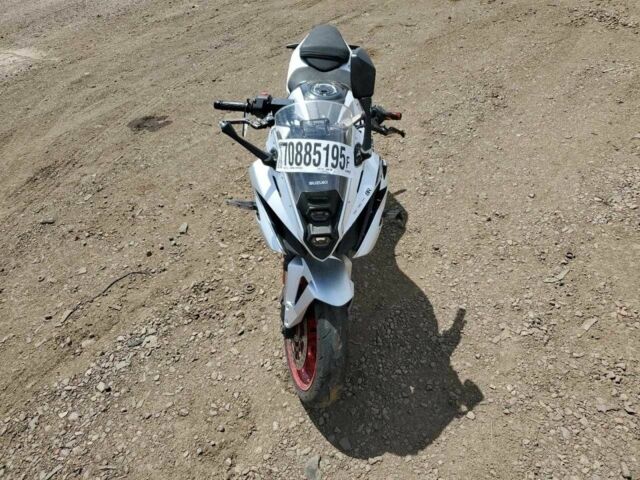 Сузукі Інша, об'ємом двигуна 0.8 л та пробігом 0 тис. км за 3200 $, фото 4 на Automoto.ua