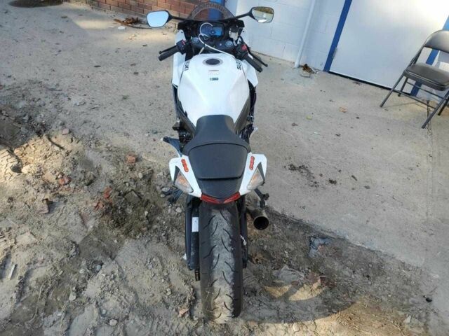 Сузуки Другая, объемом двигателя 0.6 л и пробегом 0 тыс. км за 3600 $, фото 5 на Automoto.ua