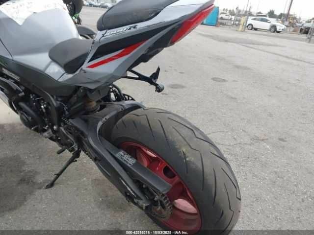 Сузуки Другая, объемом двигателя 1 л и пробегом 0 тыс. км за 5000 $, фото 12 на Automoto.ua