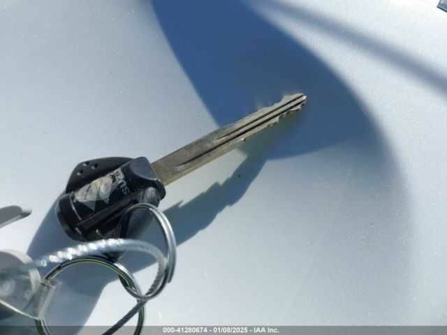 Сузуки Другая, объемом двигателя 0.6 л и пробегом 0 тыс. км за 3000 $, фото 12 на Automoto.ua