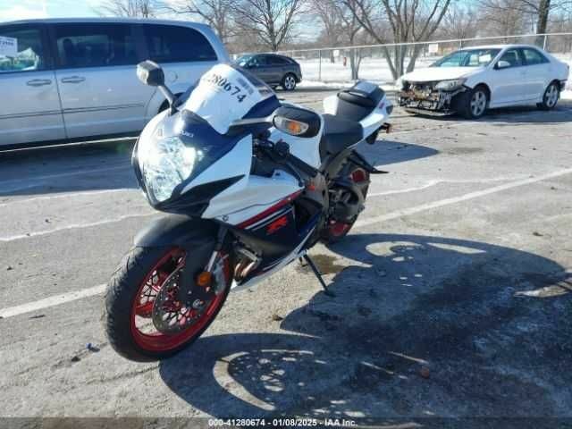 Сузуки Другая, объемом двигателя 0.6 л и пробегом 0 тыс. км за 3000 $, фото 1 на Automoto.ua