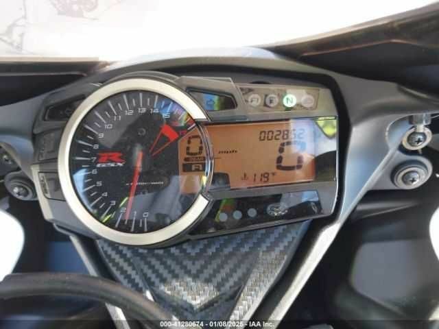 Сузуки Другая, объемом двигателя 0.6 л и пробегом 0 тыс. км за 3000 $, фото 13 на Automoto.ua