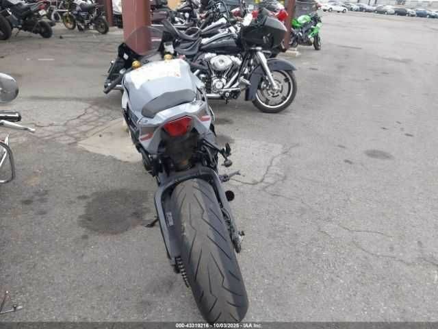 Сузуки Другая, объемом двигателя 1 л и пробегом 0 тыс. км за 5000 $, фото 5 на Automoto.ua