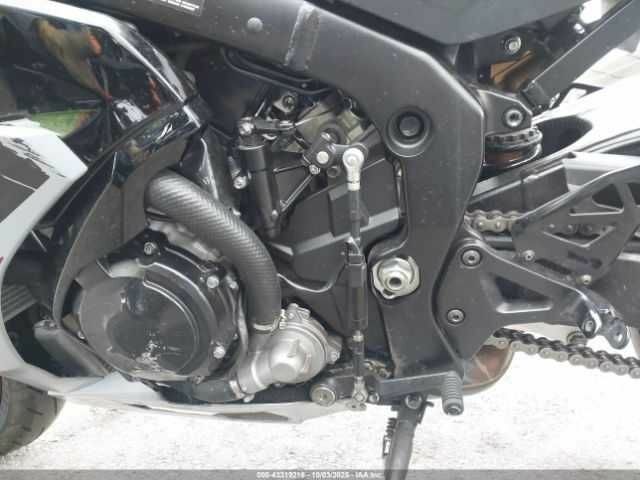 Сузуки Другая, объемом двигателя 1 л и пробегом 0 тыс. км за 5000 $, фото 7 на Automoto.ua