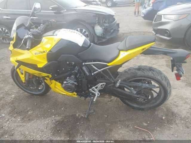 Сузуки Другая, объемом двигателя 0.8 л и пробегом 0 тыс. км за 2000 $, фото 9 на Automoto.ua