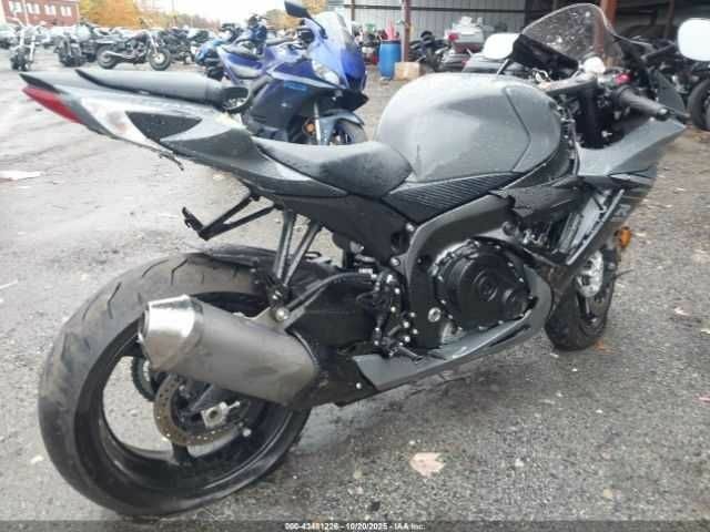 Сузукі Інша, об'ємом двигуна 0.6 л та пробігом 0 тис. км за 3600 $, фото 3 на Automoto.ua