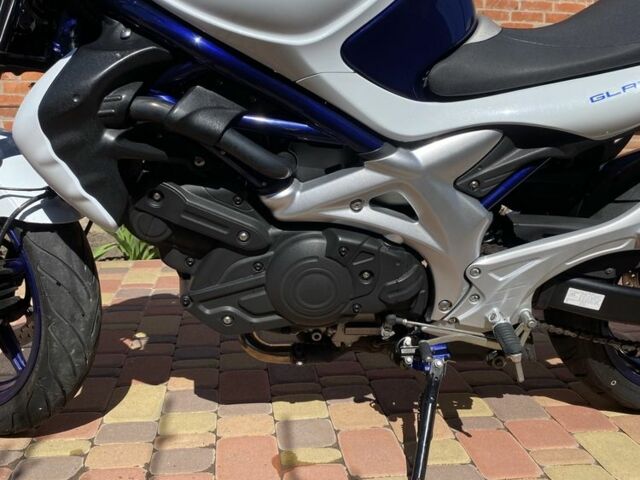 Сузуки Другая, объемом двигателя 0.4 л и пробегом 0 тыс. км за 3800 $, фото 5 на Automoto.ua