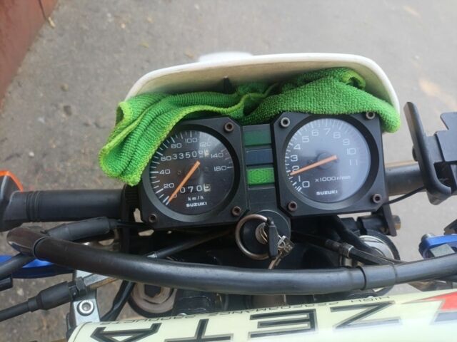 Сузуки Другая, объемом двигателя 0.35 л и пробегом 0 тыс. км за 3000 $, фото 3 на Automoto.ua