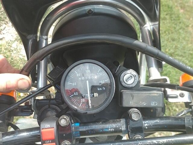 Сузуки Другая, объемом двигателя 0.2 л и пробегом 0 тыс. км за 2000 $, фото 2 на Automoto.ua