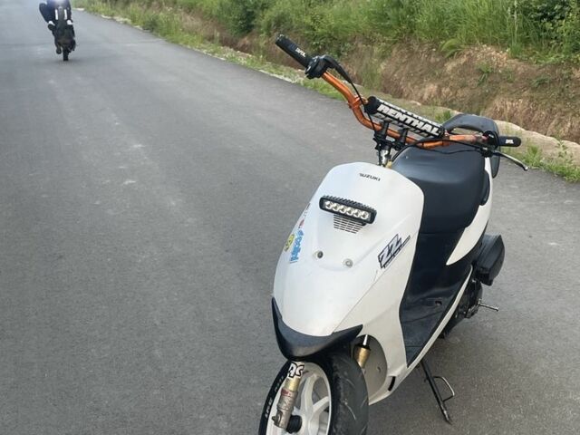 Сузукі Інша, об'ємом двигуна 72 л та пробігом 0 тис. км за 800 $, фото 1 на Automoto.ua