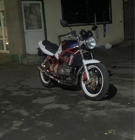 Сузуки Другая, объемом двигателя 0.4 л и пробегом 0 тыс. км за 2900 $, фото 3 на Automoto.ua