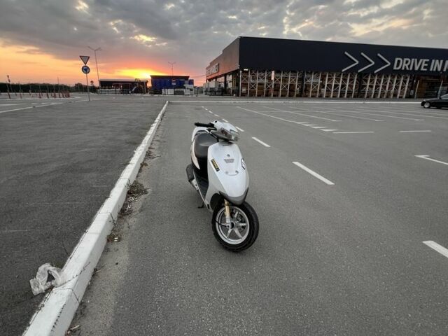 Сузуки Другая, объемом двигателя 49 л и пробегом 0 тыс. км за 714 $, фото 1 на Automoto.ua