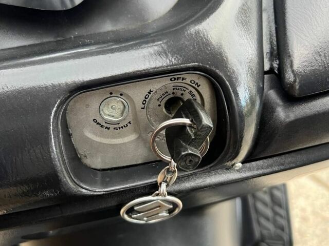 Сузукі Інша, об'ємом двигуна 0.25 л та пробігом 0 тис. км за 1800 $, фото 2 на Automoto.ua