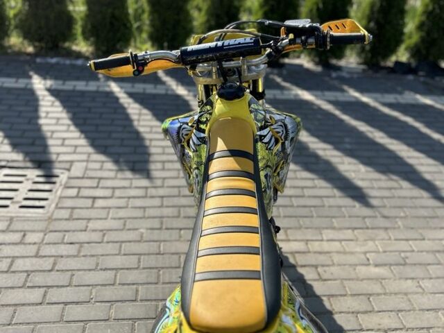 Сузукі Інша, об'ємом двигуна 0.4 л та пробігом 0 тис. км за 2750 $, фото 7 на Automoto.ua