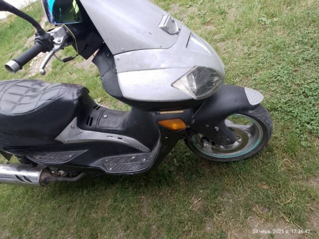 Сузукі Інша, об'ємом двигуна 0 л та пробігом 0 тис. км за 14000 $, фото 3 на Automoto.ua
