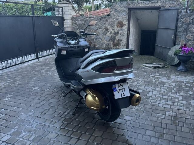 Сузуки Другая, объемом двигателя 0.25 л и пробегом 0 тыс. км за 2400 $, фото 1 на Automoto.ua