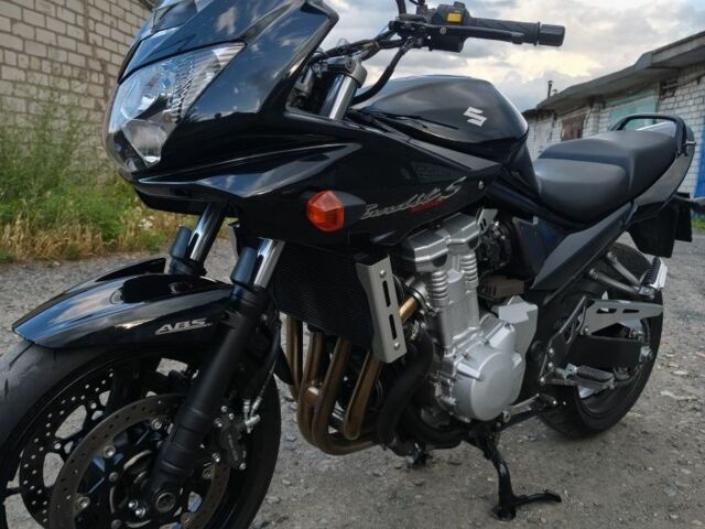 Сузукі Інша, об'ємом двигуна 1.25 л та пробігом 0 тис. км за 7000 $, фото 2 на Automoto.ua
