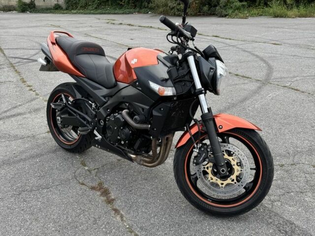 Сузукі Інша, об'ємом двигуна 0.6 л та пробігом 0 тис. км за 5500 $, фото 1 на Automoto.ua