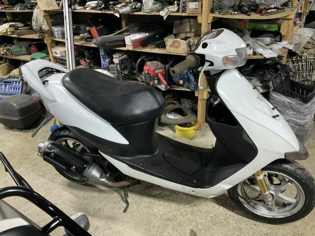 Сузуки Другая, объемом двигателя 50 л и пробегом 0 тыс. км за 460 $, фото 1 на Automoto.ua