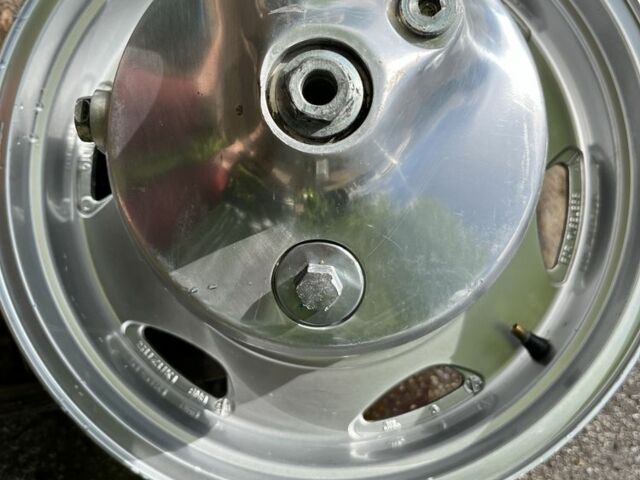 Сузуки Другая, объемом двигателя 0 л и пробегом 0 тыс. км за 400 $, фото 1 на Automoto.ua