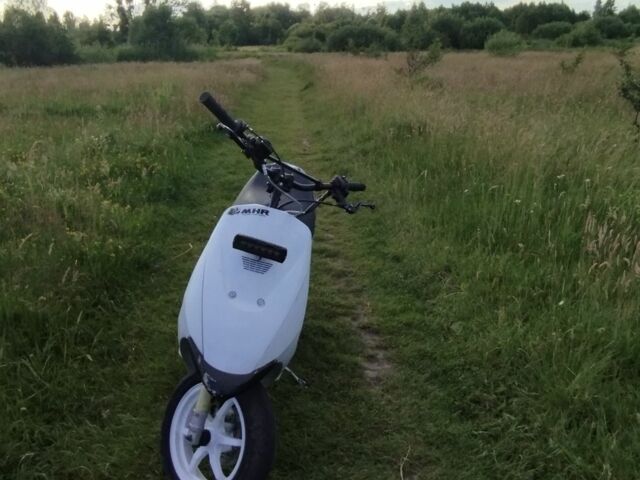 Сузуки Другая, объемом двигателя 50 л и пробегом 0 тыс. км за 704 $, фото 3 на Automoto.ua