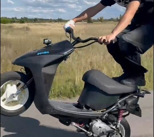 Сузуки Другая, объемом двигателя 70 л и пробегом 0 тыс. км за 559 $, фото 2 на Automoto.ua