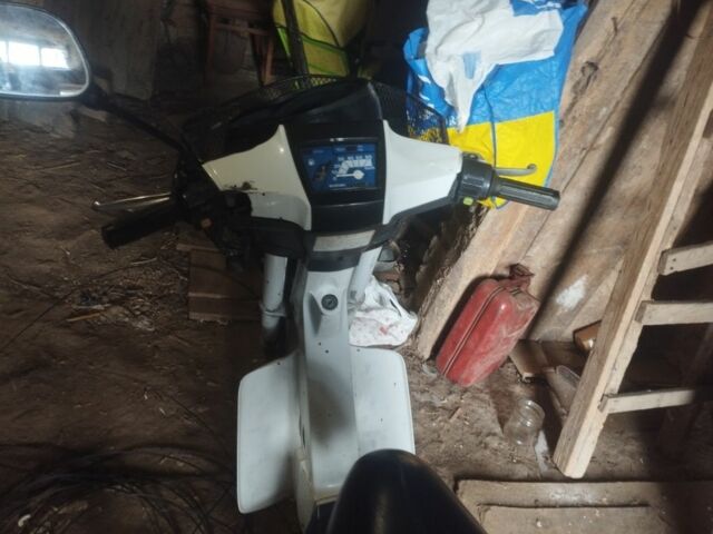 Сузуки Другая, объемом двигателя 0 л и пробегом 0 тыс. км за 72 $, фото 2 на Automoto.ua