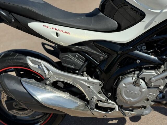 Сузукі Інша, об'ємом двигуна 0.4 л та пробігом 0 тис. км за 3800 $, фото 10 на Automoto.ua