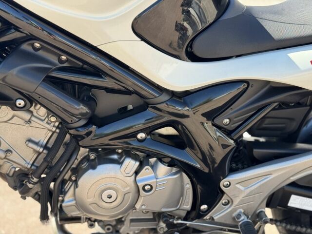 Сузукі Інша, об'ємом двигуна 0.4 л та пробігом 0 тис. км за 3800 $, фото 12 на Automoto.ua