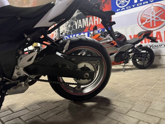 Сузуки Другая, объемом двигателя 0.75 л и пробегом 0 тыс. км за 6950 $, фото 7 на Automoto.ua