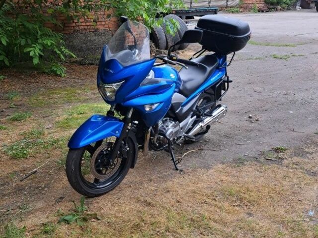 Сузуки Другая, объемом двигателя 0 л и пробегом 0 тыс. км за 2700 $, фото 2 на Automoto.ua