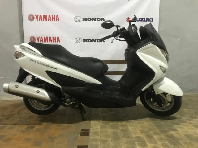 Сузукі Інша, об'ємом двигуна 0.2 л та пробігом 0 тис. км за 2200 $, фото 1 на Automoto.ua